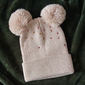 NWOT Adult Beige Beaded Pom-Pom Beanie